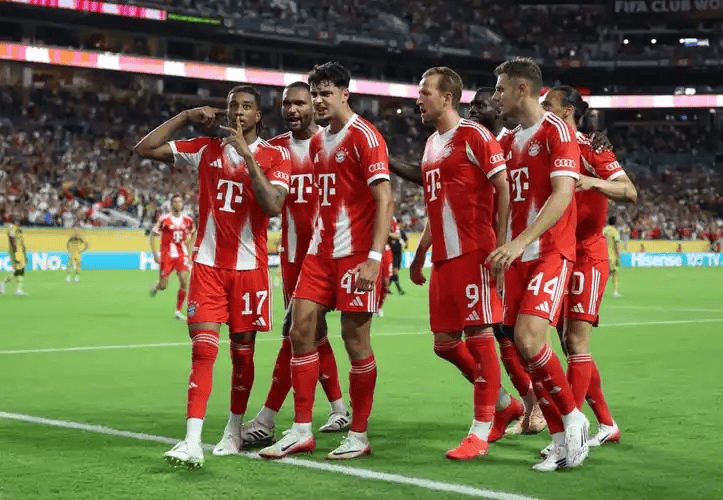 包含转会期德国杯焦点战，拜仁慕尼黑战术微调，更衣室稳定，细节决定成败的词条