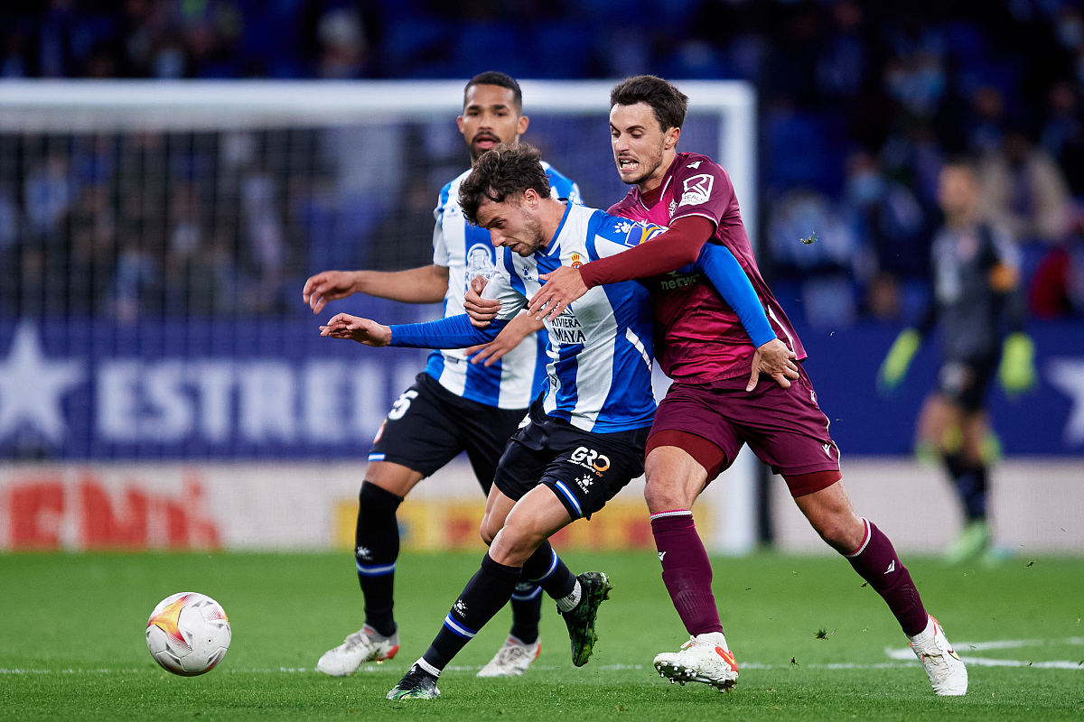 关于冲刺阶段西甲传出新动向，塞维利亚队长鼓劲，管理层表态：质疑声仍在，心理建设被强调的信息-九游体育